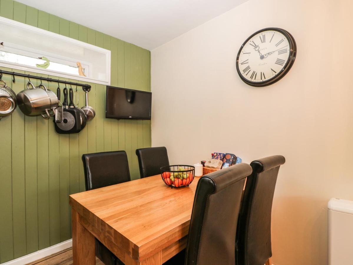 Orchard House Cottage Malmesbury Dış mekan fotoğraf